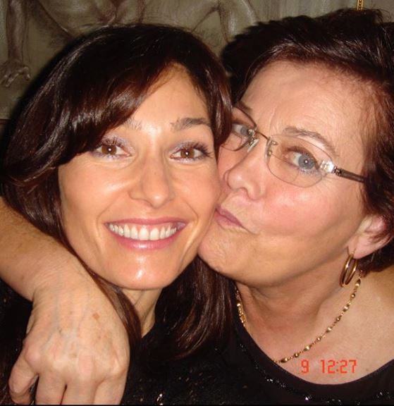 Dara Tomanovich with mother