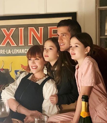Molly Ringwald along with her family and children.