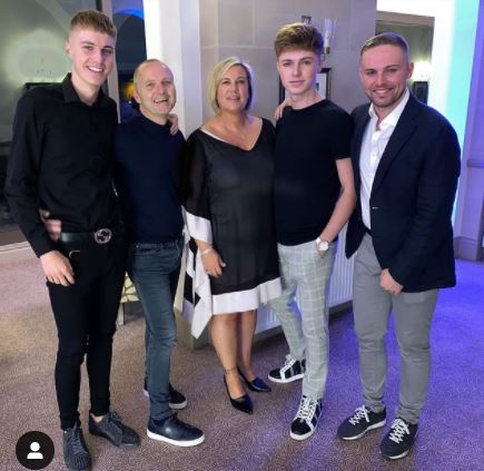 Family Of Hrvy, Harvey Cantwell.