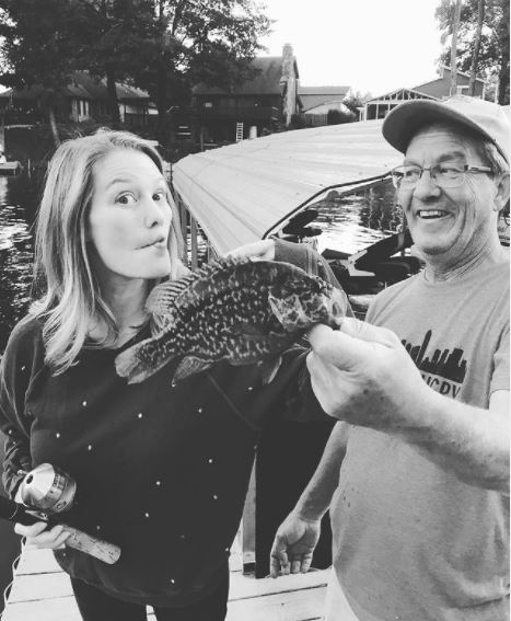 Ashley Hinshaw parents.