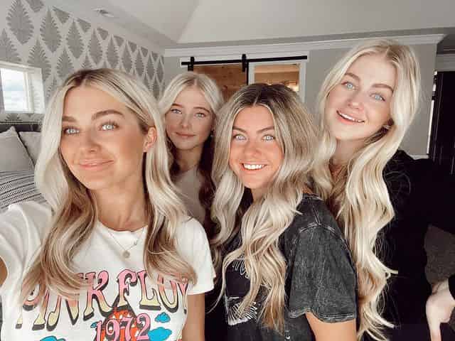 lindsay-arnold-sisters Lindsay Arnold Sisters.