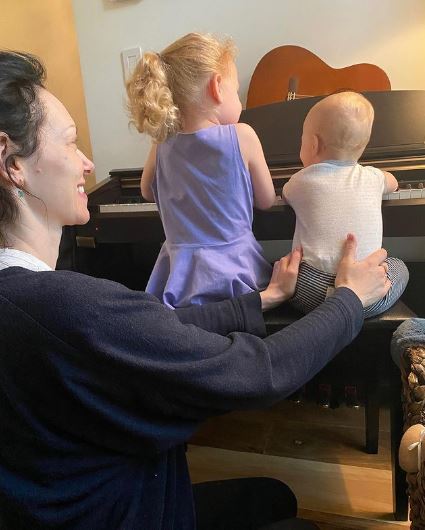 Laura Prepon Wedding, Children