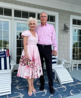 Amanda Kloots parents.
