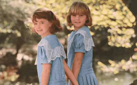 Jenna bush Hager with her sister