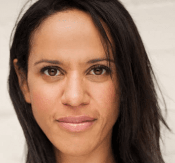 Sara Zwangobani