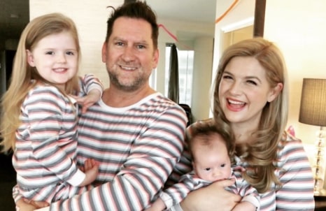 Lucy Durack with her husband Christopher Horsey and children (source: Luck Durack