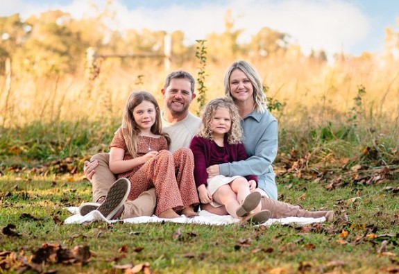 justin-marks-family Justin Marks wife and children.