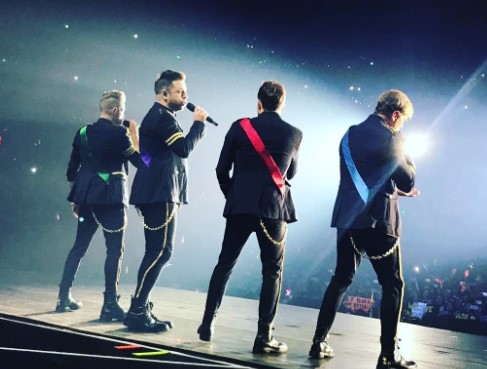 Markus Feehily tour with his band.