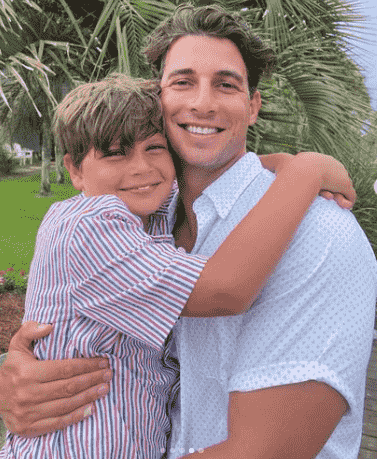 brett-randle-step-son Brett Randle with his stepson Hudson
