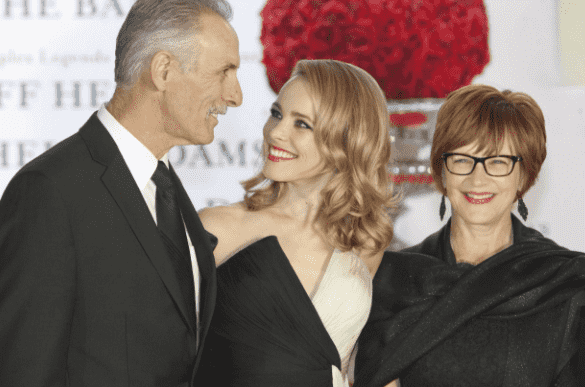 Rachel-McAdams parents Rachel McAdam with her parents during an event