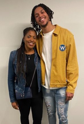 damion-lee-with-his-mother Damion Lee with his mother