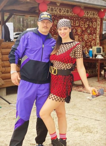 oleksandr-usky-with-his-wife Oleksandr Usky with his wife