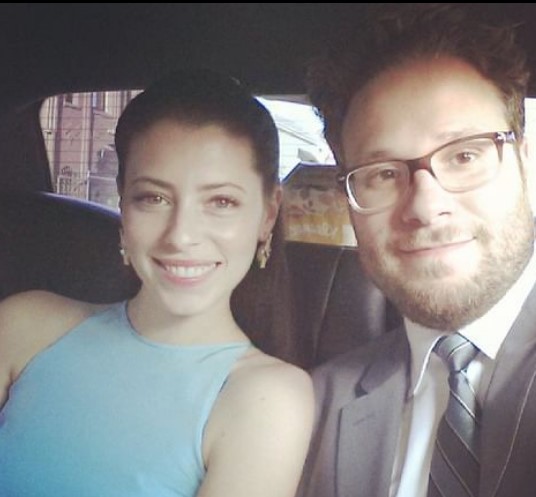 seth-rogen-wife Seth Rogen with his wife Lauren Miller.