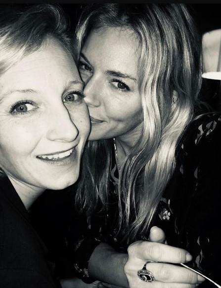 sienna-miller-with-her-older-sister Sienna Miller with her older sister Savannah.