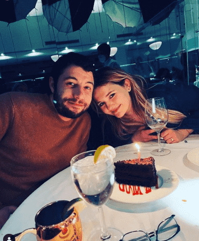 abigail-breslin-with-fiancee Abigail Breslin with her fiance Ira Kunyansky