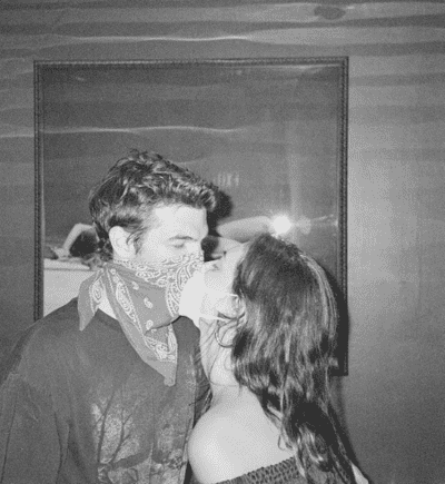 phoebe-tonkin-boyfriend Phoebe Tonkin with her boyfriend Alex Greenwald