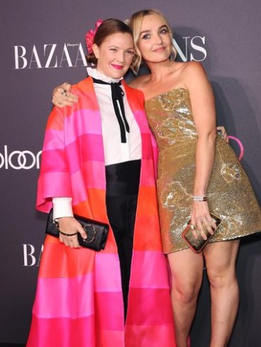 chloe-fineman-with-drew-barrymore Chloe Fineman with Drew Barrymore