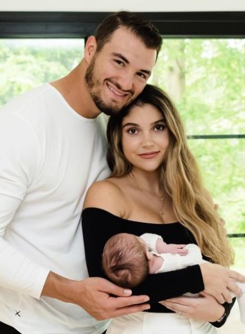 mitch-trubisky-family Mitch Trubisky with his wife and kid