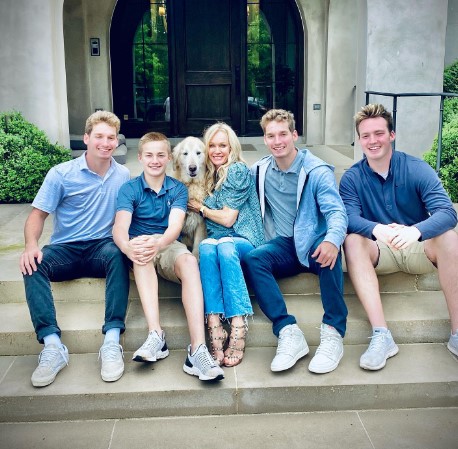 Kirk-herbstreit-family Photo of Kirk Herbstreit wife and sons