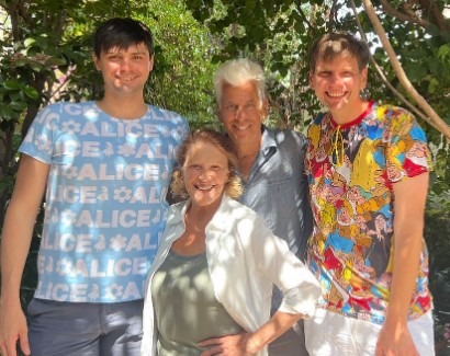 Linda Lavin Bio - Net Worth, Age, Wiki, Husband, Kids, Now, Height