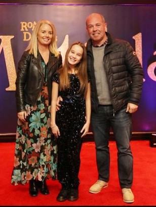 alisha-weir-at-the-premier-of-matilda Alisha Wier at the premiere of Matilda with her parents