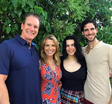 vanna-white-family Vanna White with her children and partner