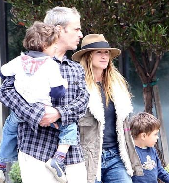Holly Hunter Bio - Children, Husband, Twins, Son, Net Worth, Now, Age, Height
