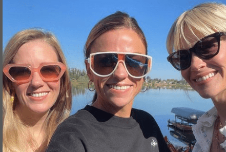 january-jones-sisters January Jones with her sisters