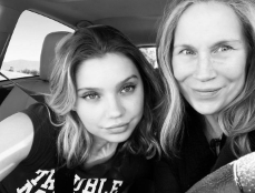 Gregory Sporleder’s wife and daughter 