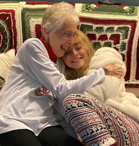 Sabrina Carpenter Parents | David Parent Of Sabrina Carpenter – GMBX