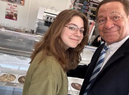 joe-piscopo-daughter Joe Piscopo with his daughter