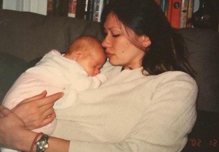 Lola Tung Bio - Net Worth, Boyfriend, Dating, Parents, Wiki, Age, Height