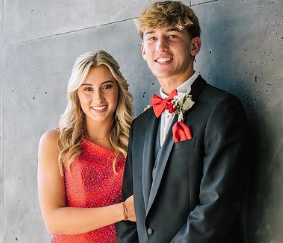austin-with-girlfriend Austin with prom date Chainey