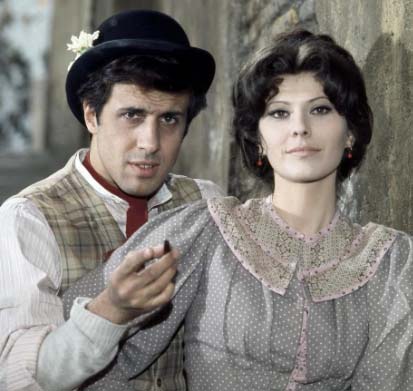 adriano-with-claudia Adriano with Claudia in Er più: storia d