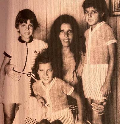 adriano-children Claudia with her children