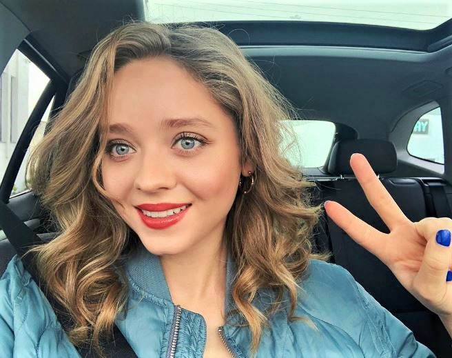 Madeleine Arthur
