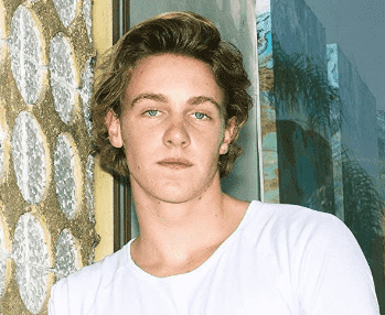 Cooper Van Grootel