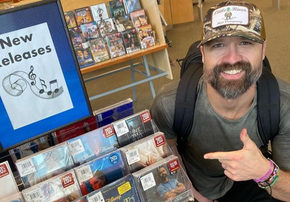 Walker Hayes Bio - Wife, Kids, Daughter, Family, Net Worth, House, Age