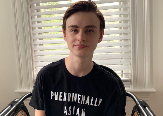 Jaeden Martell Bio - Net Worth, Sister, Siblings, Parents, Family ...