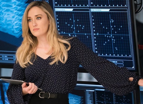 Ashley Johnson Bio - Husband, Family, Age, Wiki, Net Worth, Family, Height