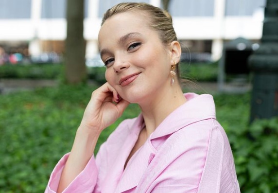 Vivian Olyphant