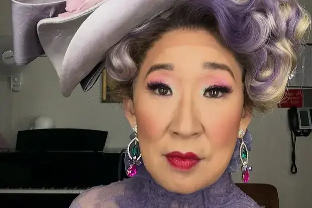 Sandra Oh
