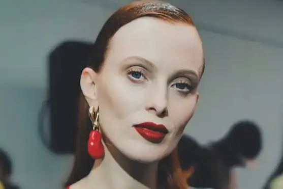 Karen Elson