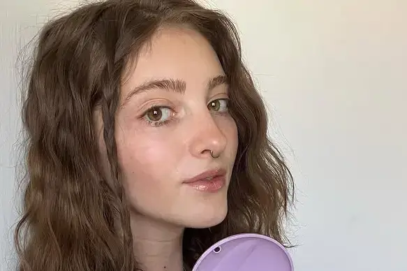 Willow Shields Dating, Boyfriend, Family, 2021