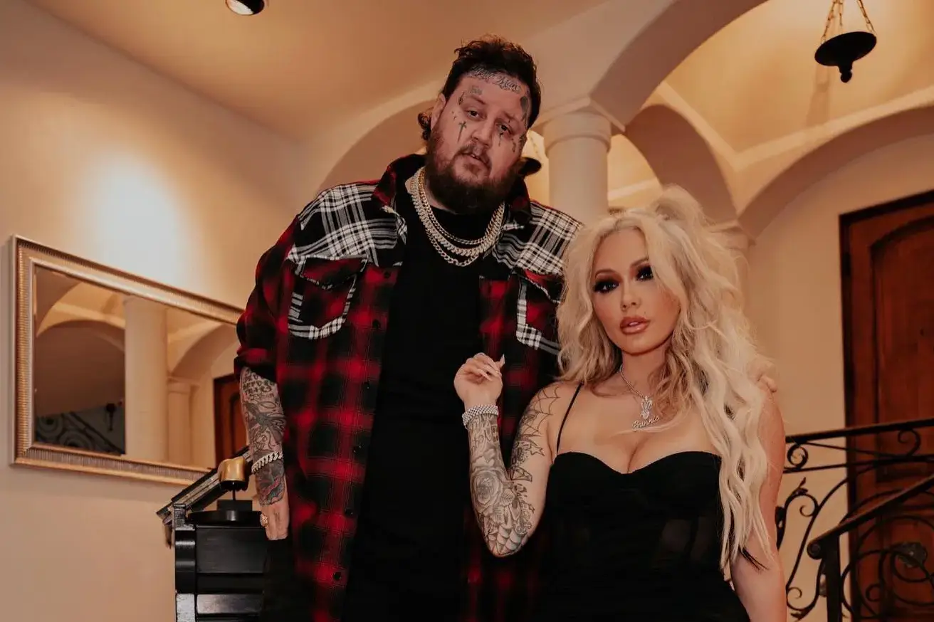 Jelly Roll and Bunnie XO️