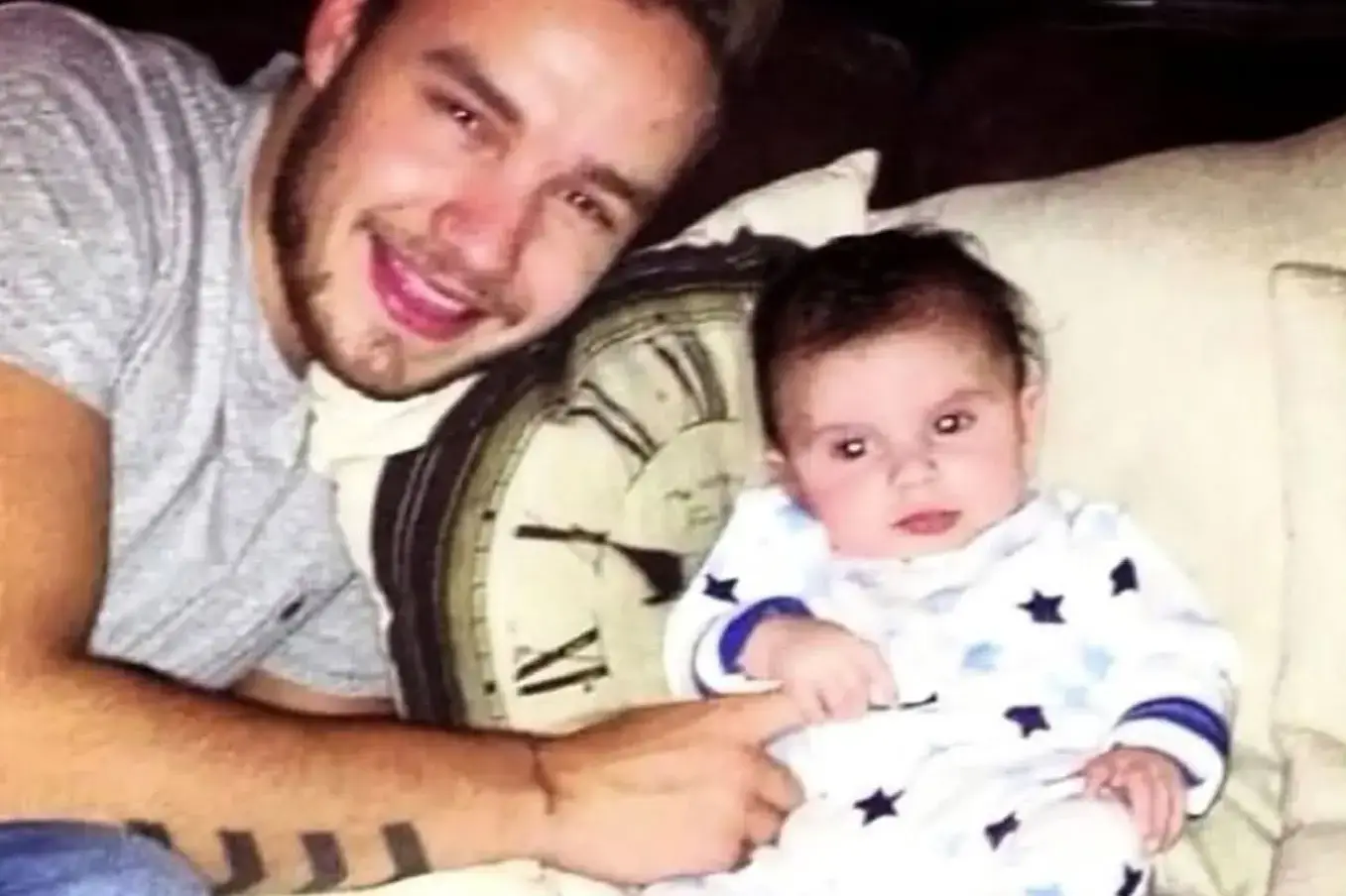 Late Liam Payne and his son, Bear.️