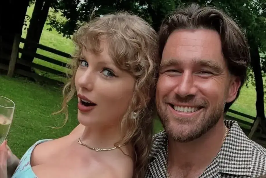 Taylor Swift and Travis Kelce️