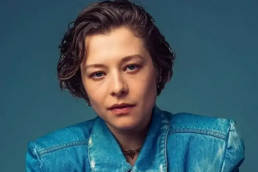 Emma D'Arcy️
