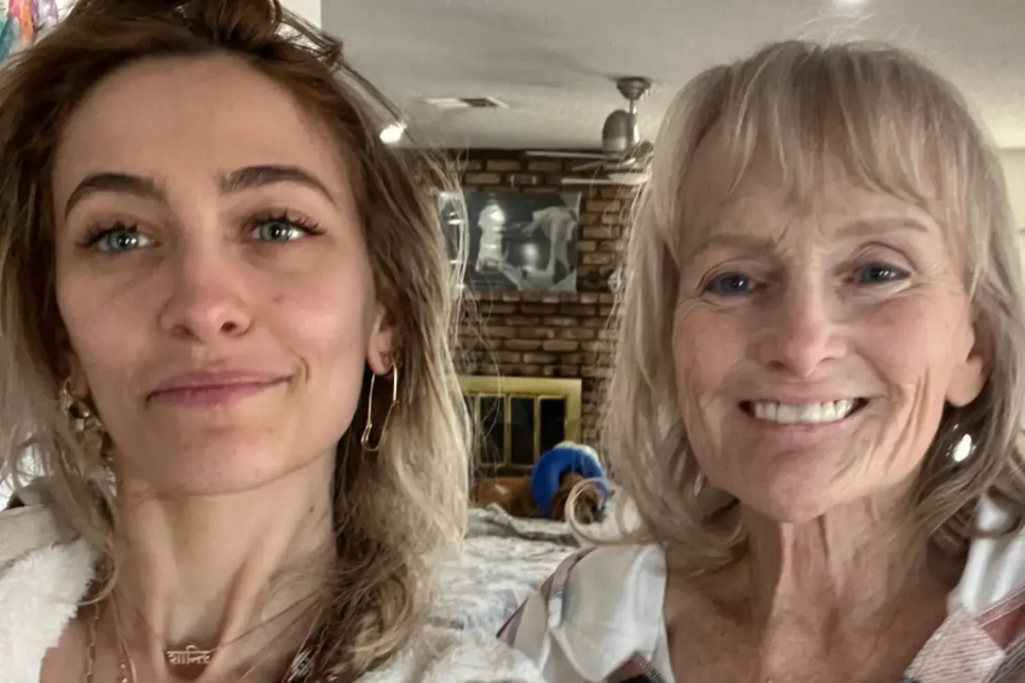 Paris Jackson with her Mom Debbie Rowe
