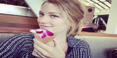 Ashley Hinshaw Grace